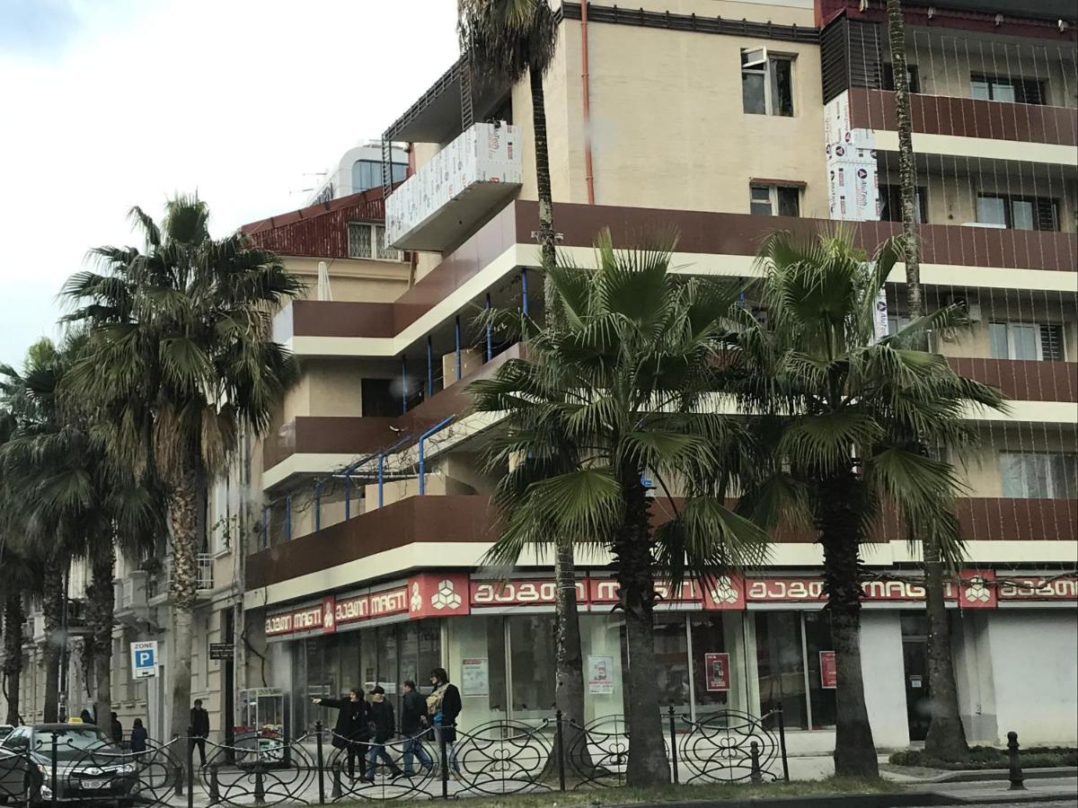 Casa Neptun In Old Batumi Lejlighed Eksteriør billede