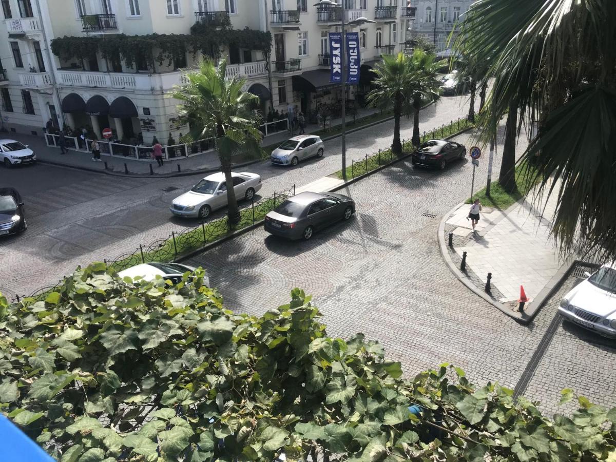 Casa Neptun In Old Batumi Lejlighed Eksteriør billede