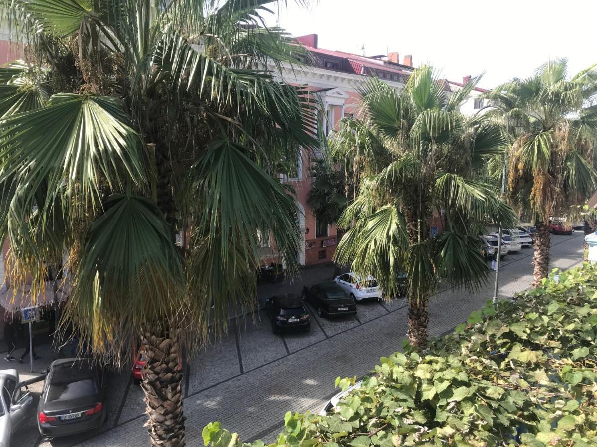 Casa Neptun In Old Batumi Lejlighed Eksteriør billede